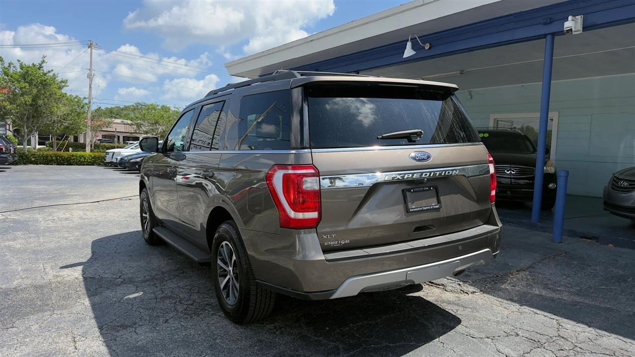 Ford Expedition XLT 2WD 2018
