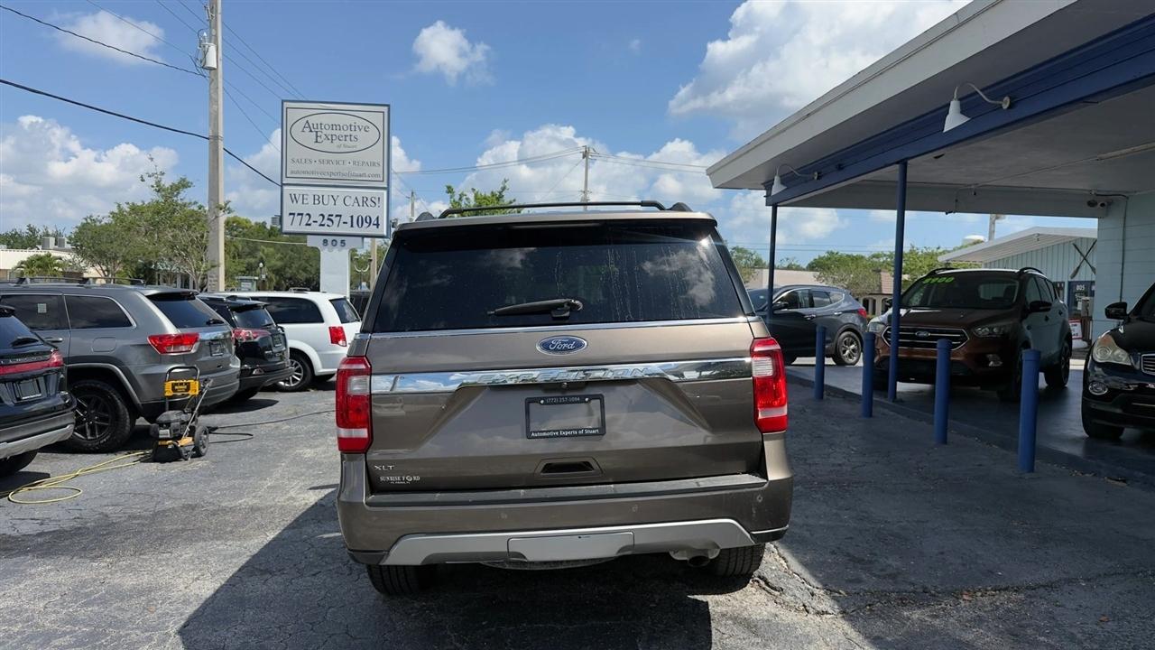 Ford Expedition XLT 2WD 2018