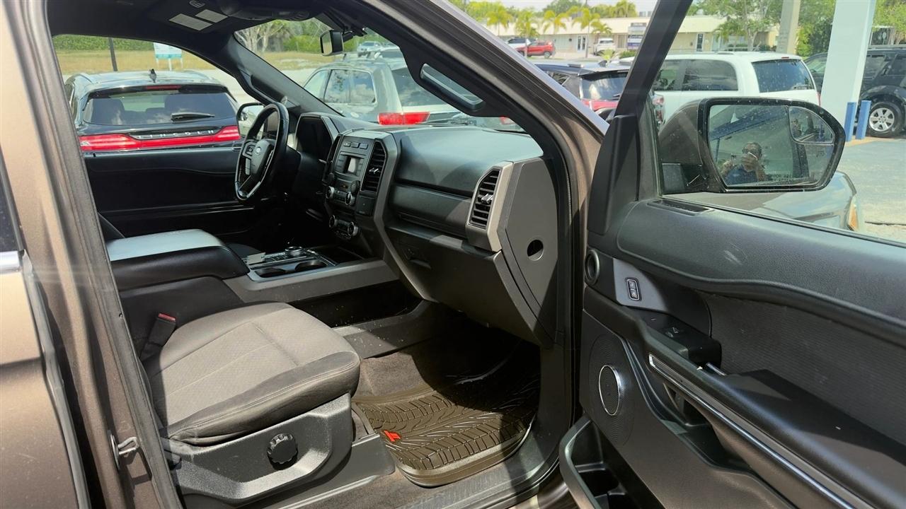 Ford Expedition XLT 2WD 2018