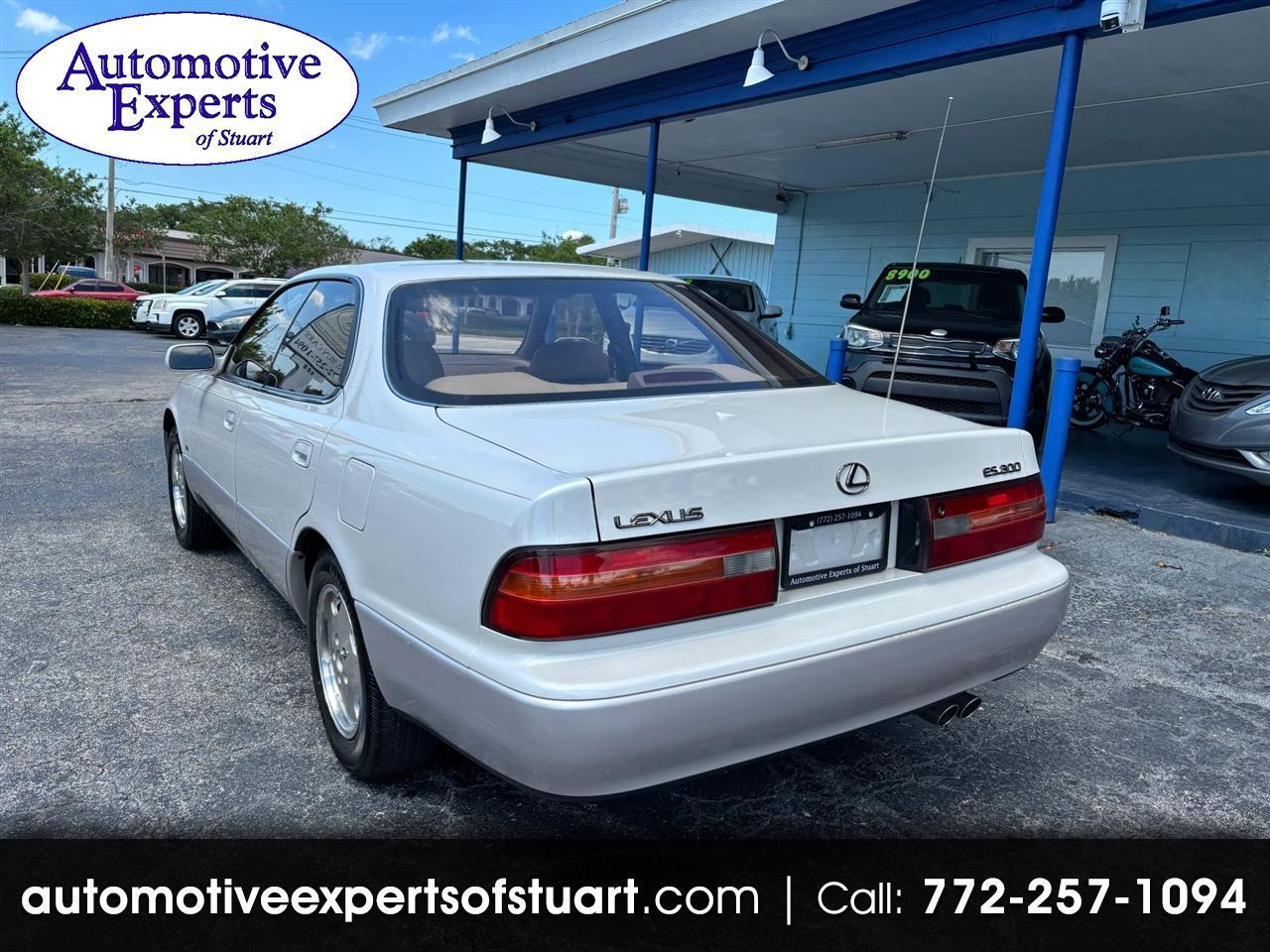 1996 Lexus ES 300 Base