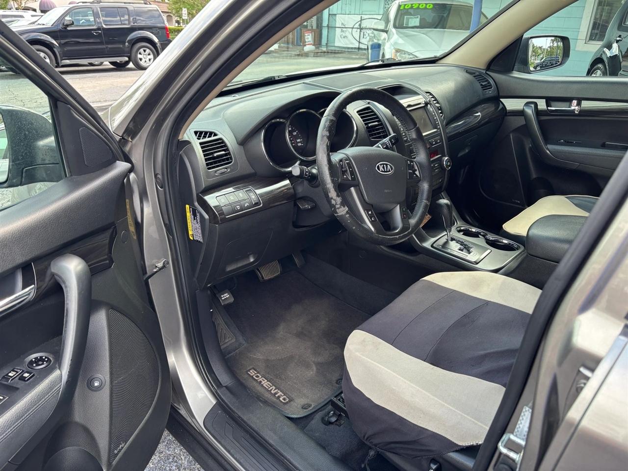 Kia Sorento EX 2WD 2011