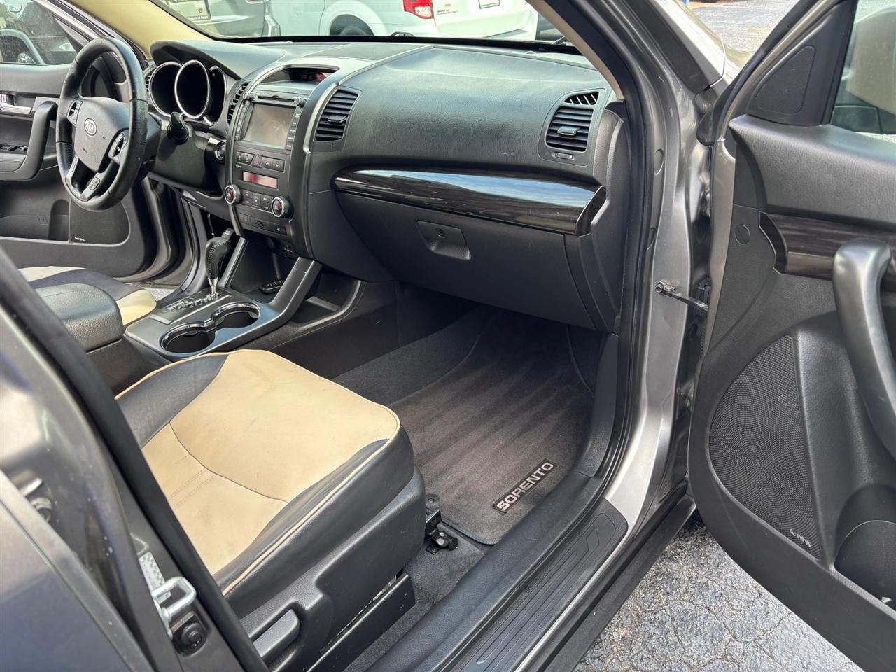Kia Sorento EX 2WD 2011