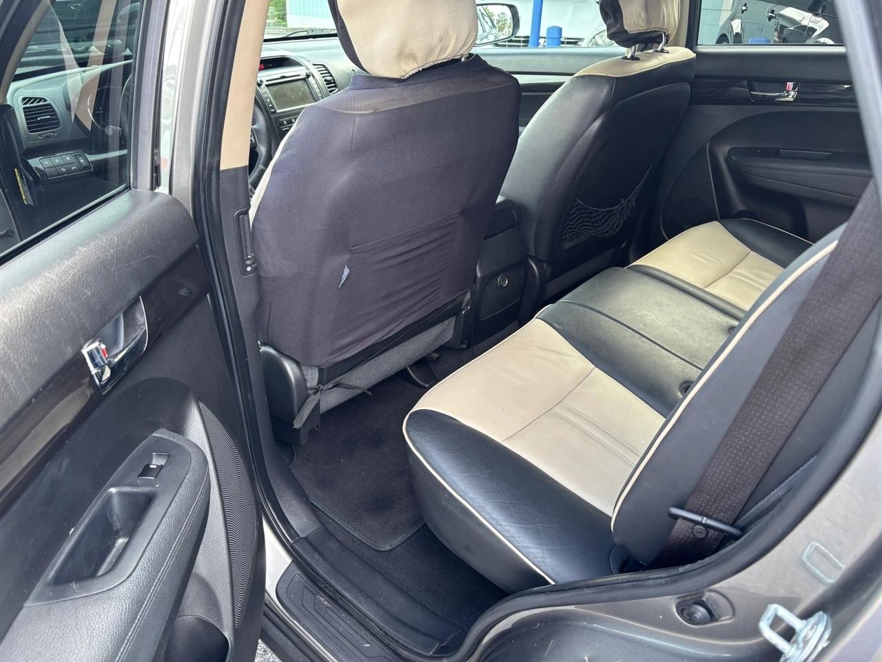 Kia Sorento EX 2WD 2011