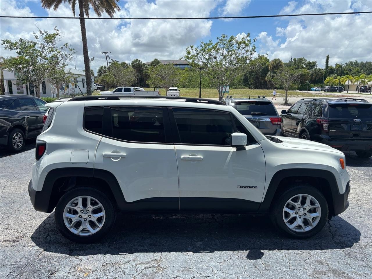 Jeep Renegade Latitude 4WD 2017