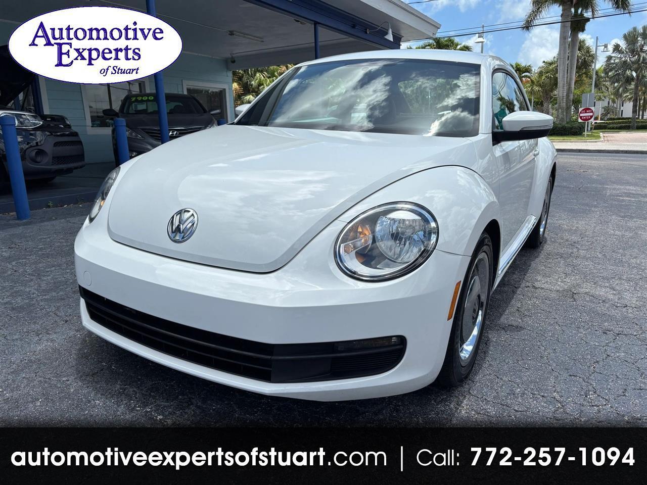 2012 Volkswagen Beetle 2.5L w/Sunroof Sound & Nav