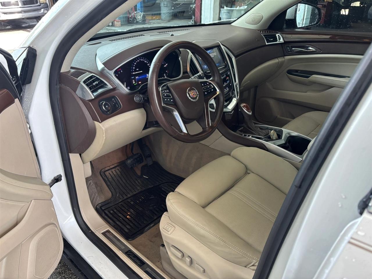 Cadillac SRX Performance Collection AWD 2015