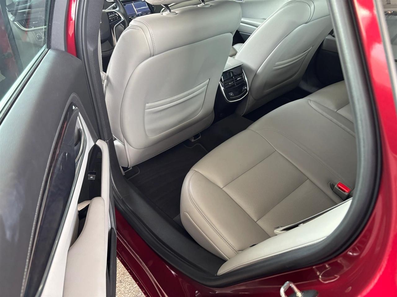 Cadillac XTS Luxury FWD 2016
