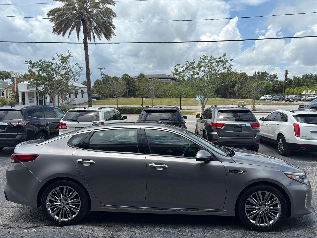 Kia Optima SXL Turbo 2017