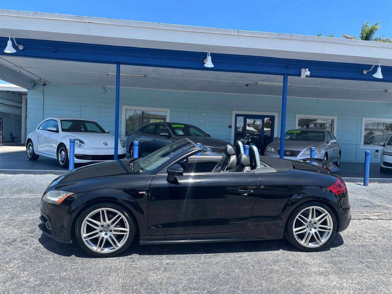 Audi TT 2.0T Roadster quattro S tronic 2011
