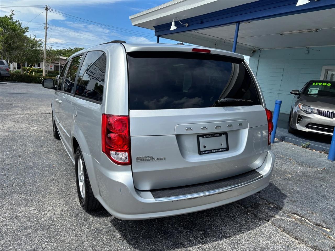Dodge Grand Caravan SXT 2012