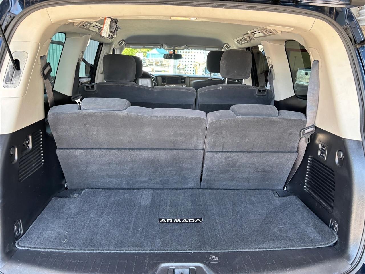 Nissan Armada SV 2WD 2018