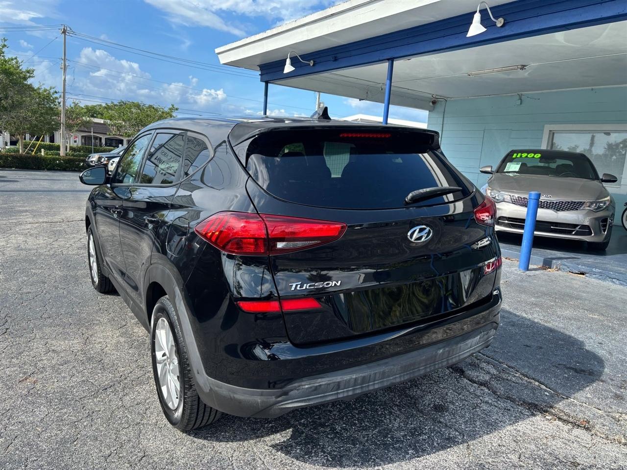 Hyundai Tucson SE 2021