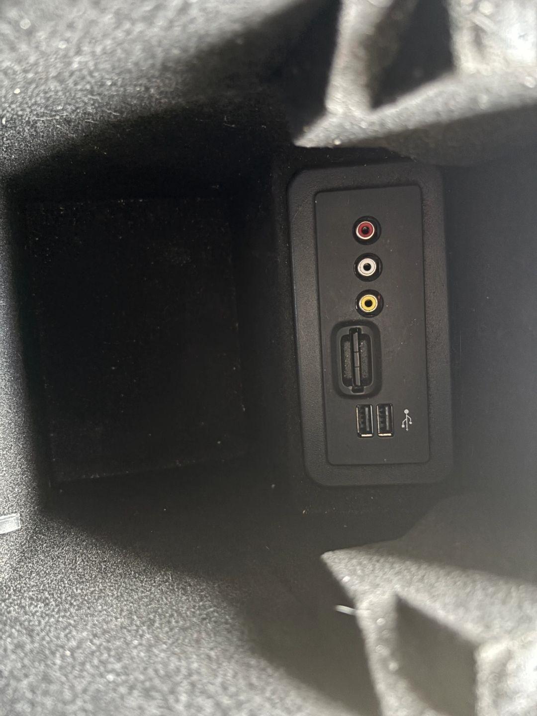 Lincoln MKT 3.5L with EcoBoost AWD 2015