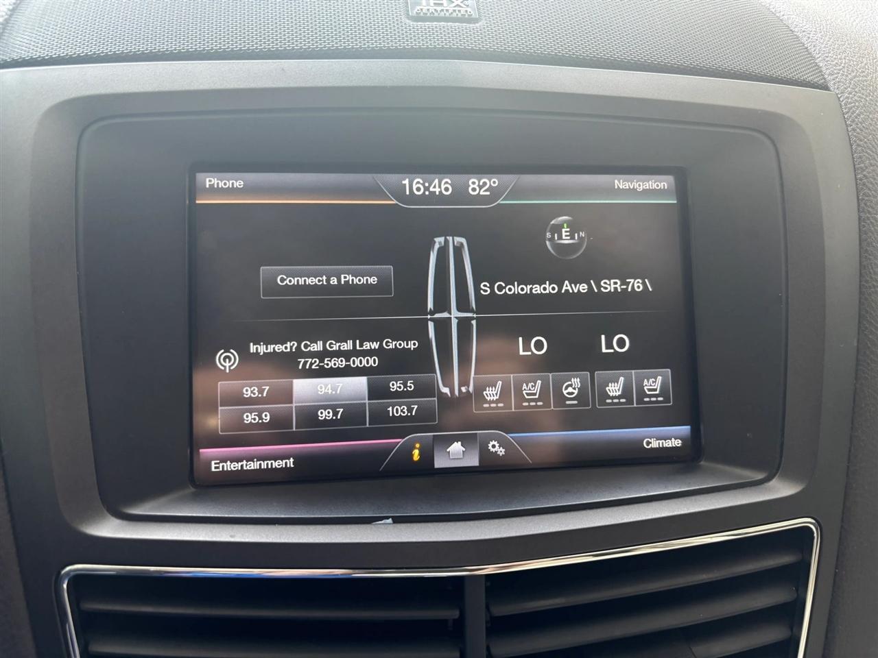 Lincoln MKT 3.5L with EcoBoost AWD 2015