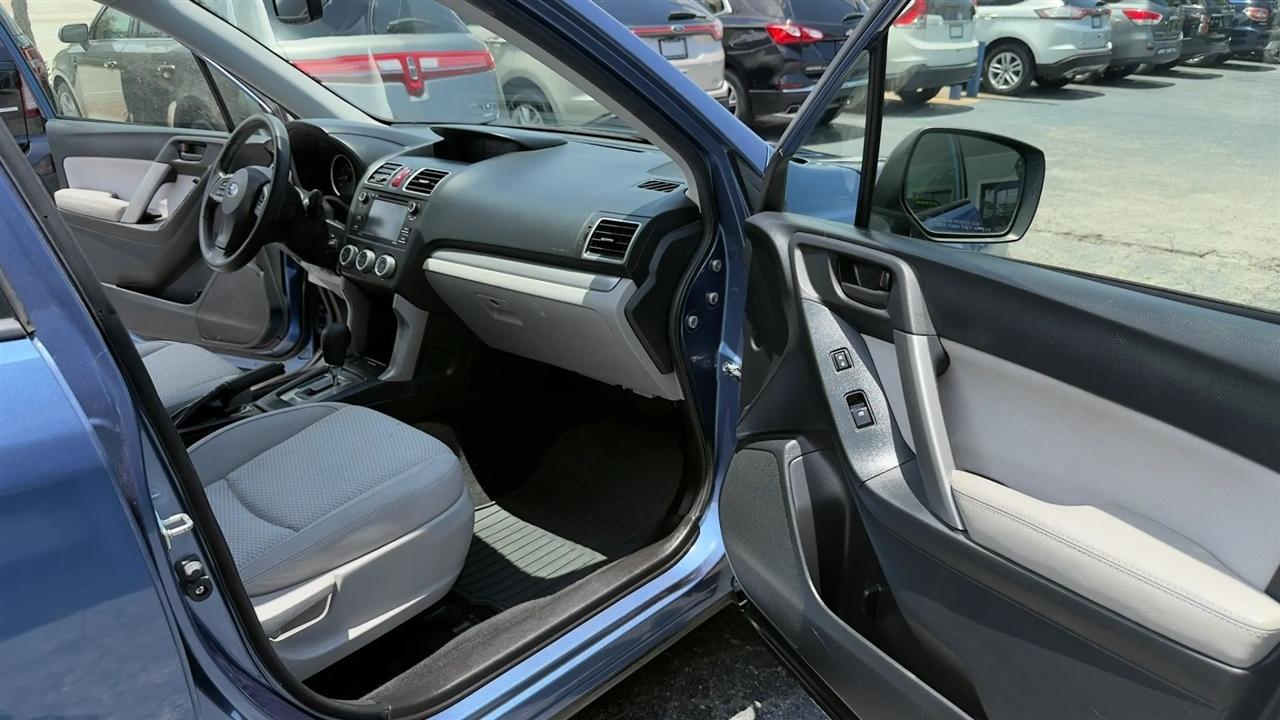 Subaru Forester 2.5i Premium PZEV CVT 2016
