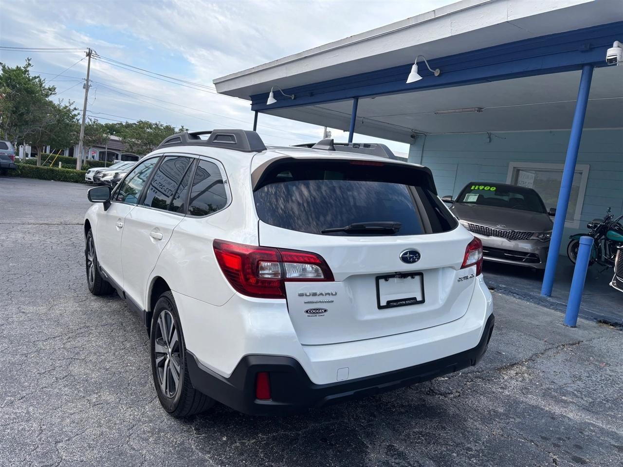 Subaru Outback 2.5i Limited 2019