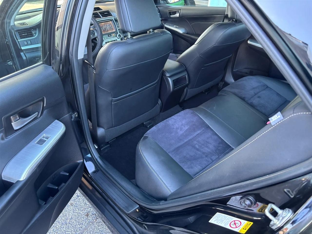 Toyota Camry  2014