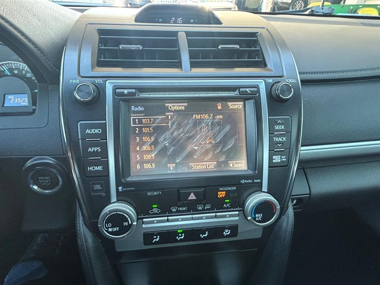 Toyota Camry  2014