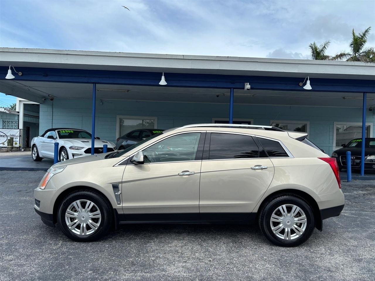 Cadillac SRX Luxury Collection 2011