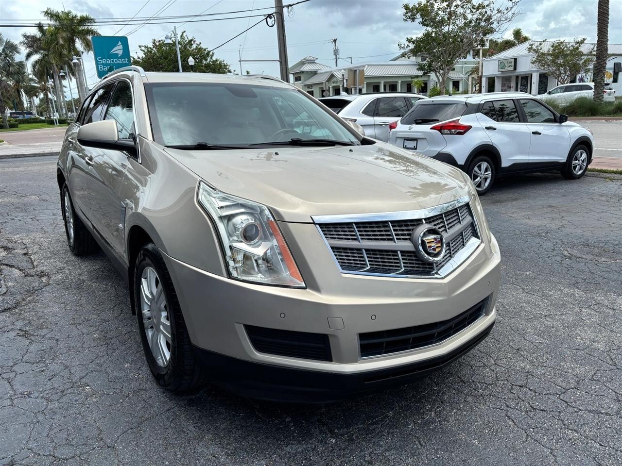Cadillac SRX Luxury Collection 2011