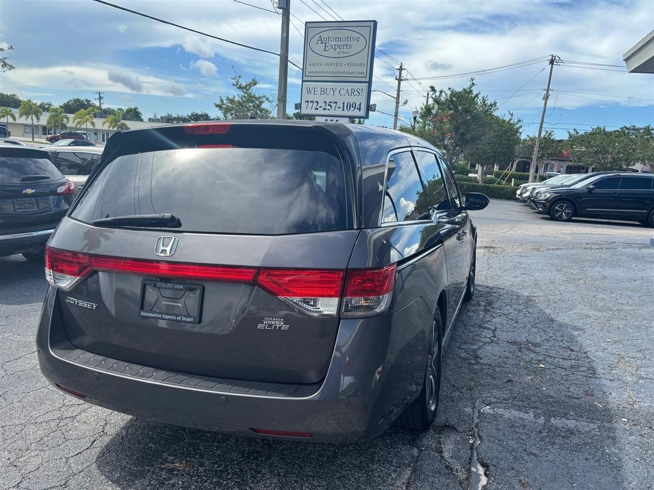 Honda Odyssey Touring 2015