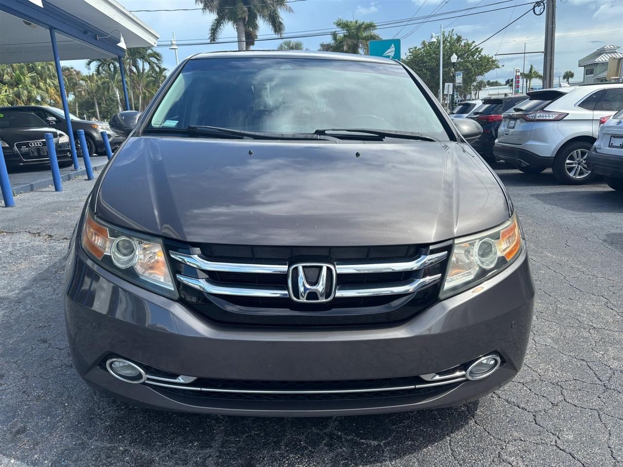 Honda Odyssey Touring 2015