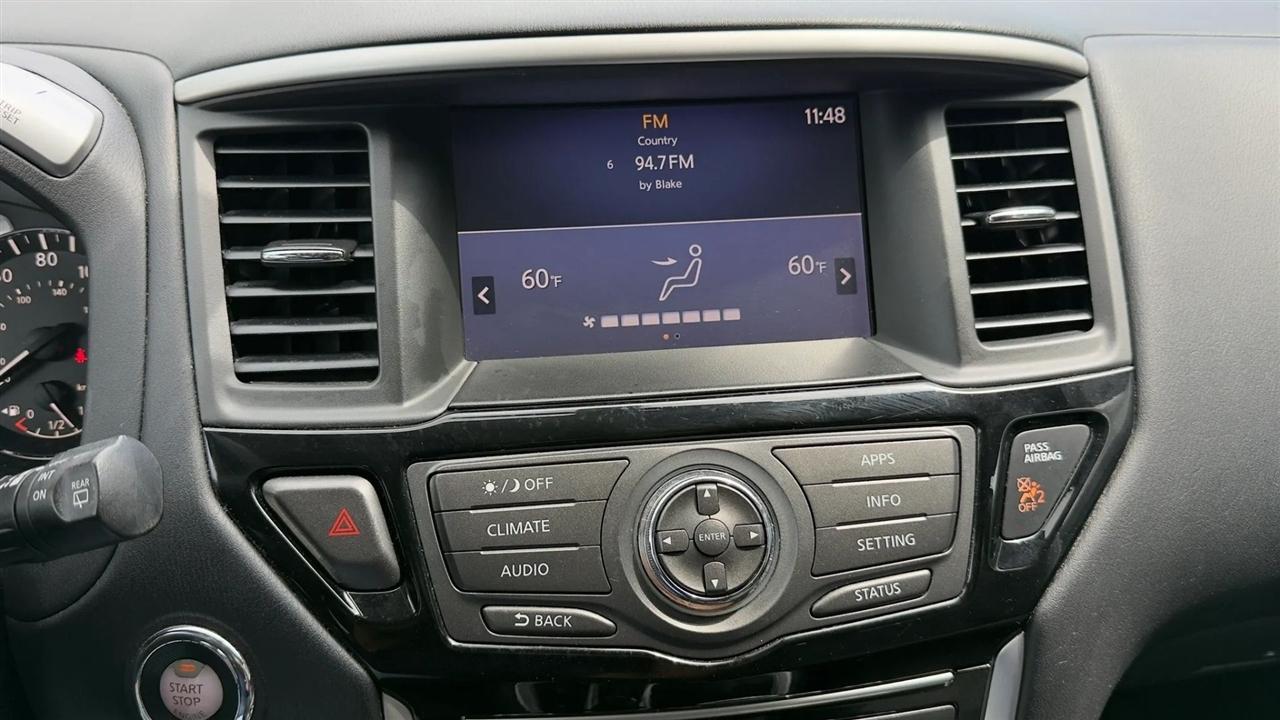 Nissan Pathfinder SV 2WD 2017