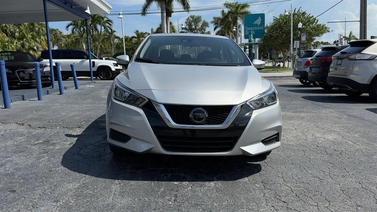 Nissan Versa SV 2021