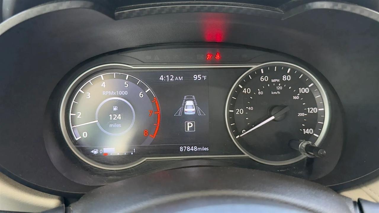 Nissan Versa SV 2021