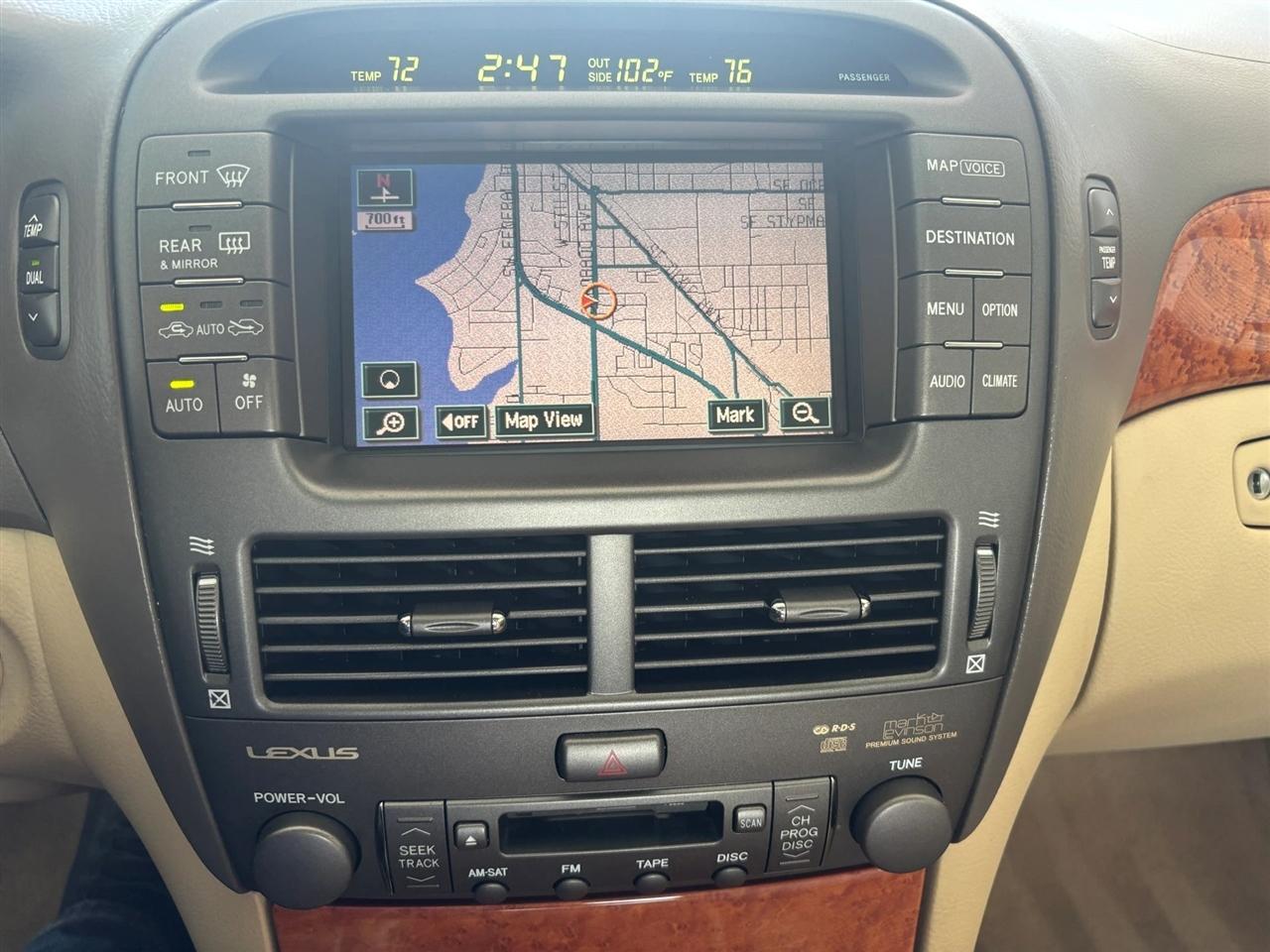 Lexus LS 430 Sedan 2004