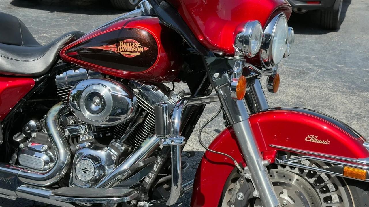 Harley-Davidson FLHTC103  2013