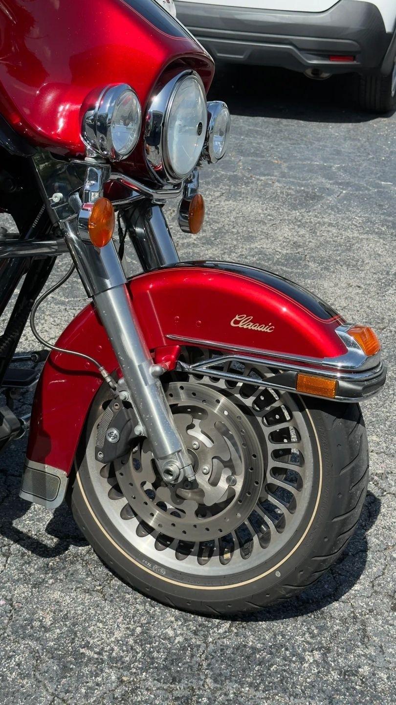 Harley-Davidson FLHTC103  2013