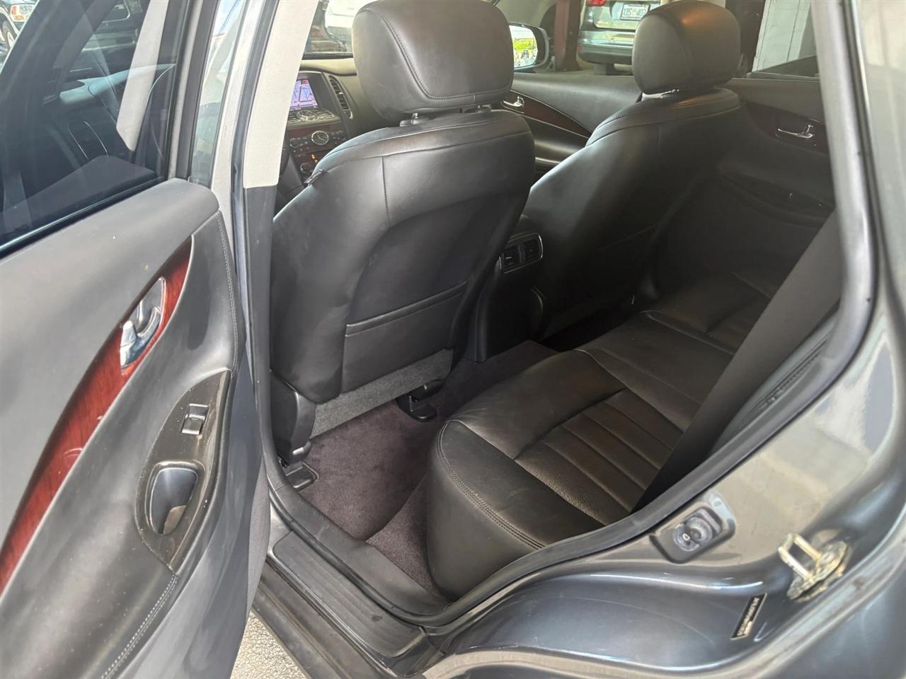 Infiniti QX50 Base AWD 2017