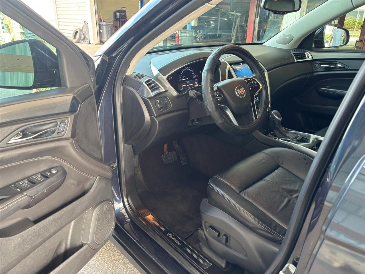 Cadillac SRX Standard FWD 2014
