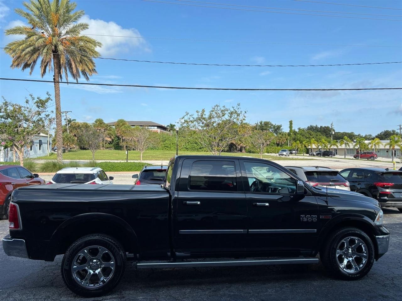 RAM 1500 Laramie Crew Cab LWB 4WD 2018