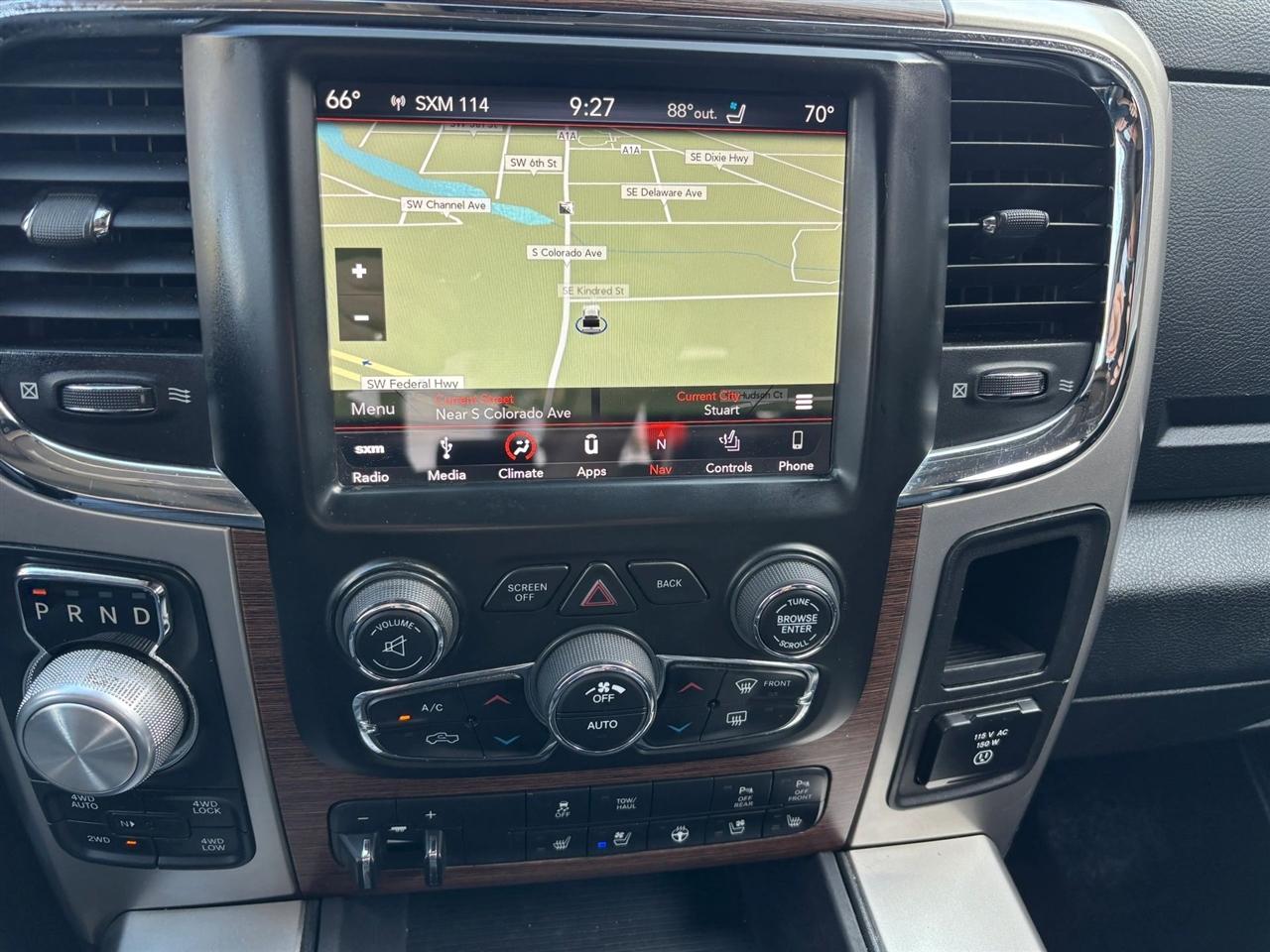 RAM 1500 Laramie Crew Cab LWB 4WD 2018