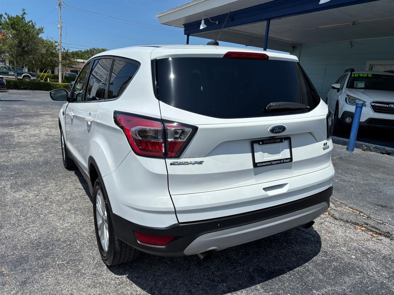 Ford Escape SE FWD 2017