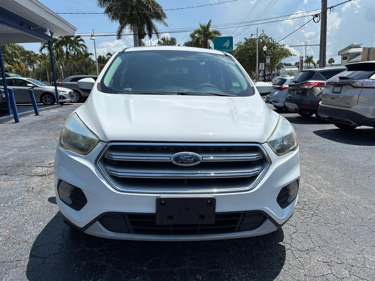 Ford Escape SE FWD 2017