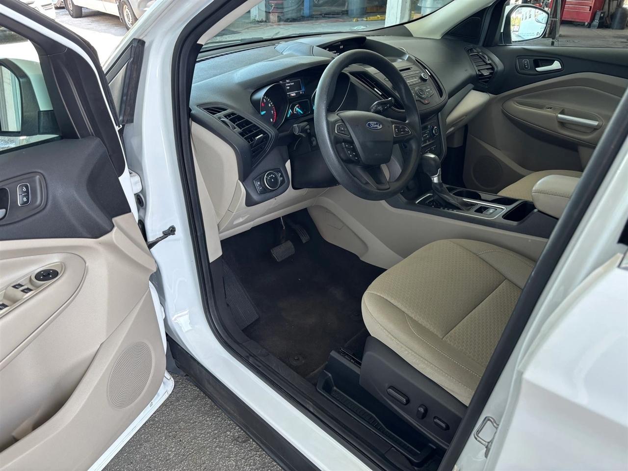 Ford Escape SE FWD 2017