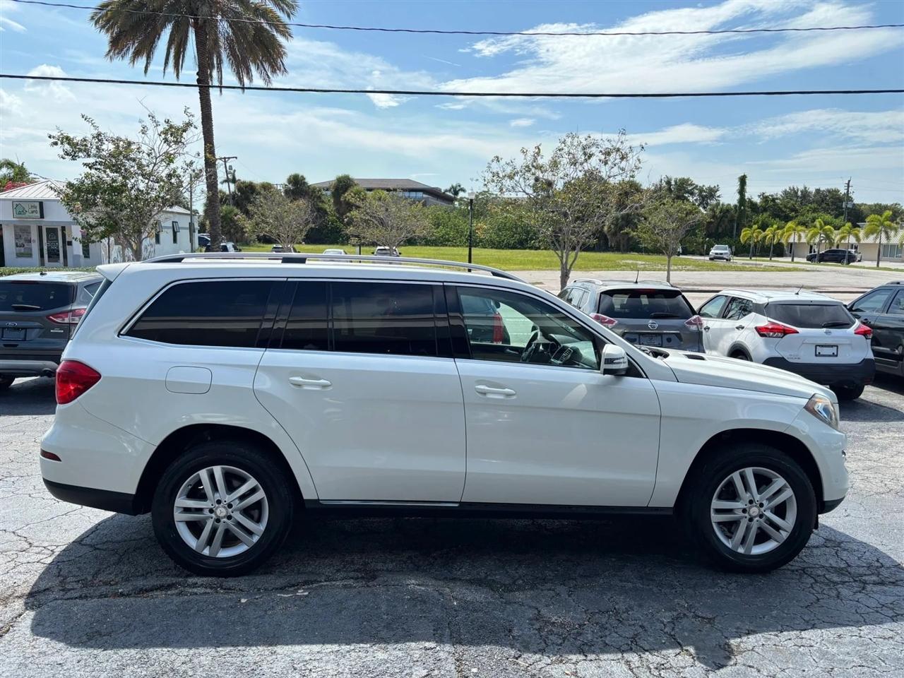Mercedes-Benz GLK-Class GLK350 2012