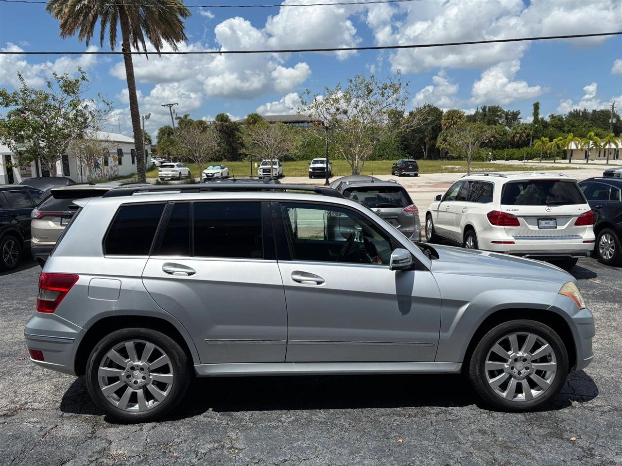 Mercedes-Benz GLK-Class GLK350 2012