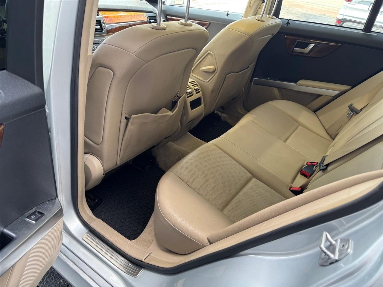 Mercedes-Benz GLK-Class GLK350 2012