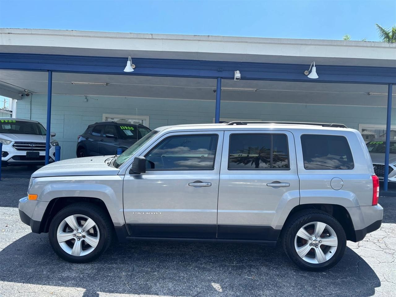 Jeep Patriot Latitude 2WD 2015