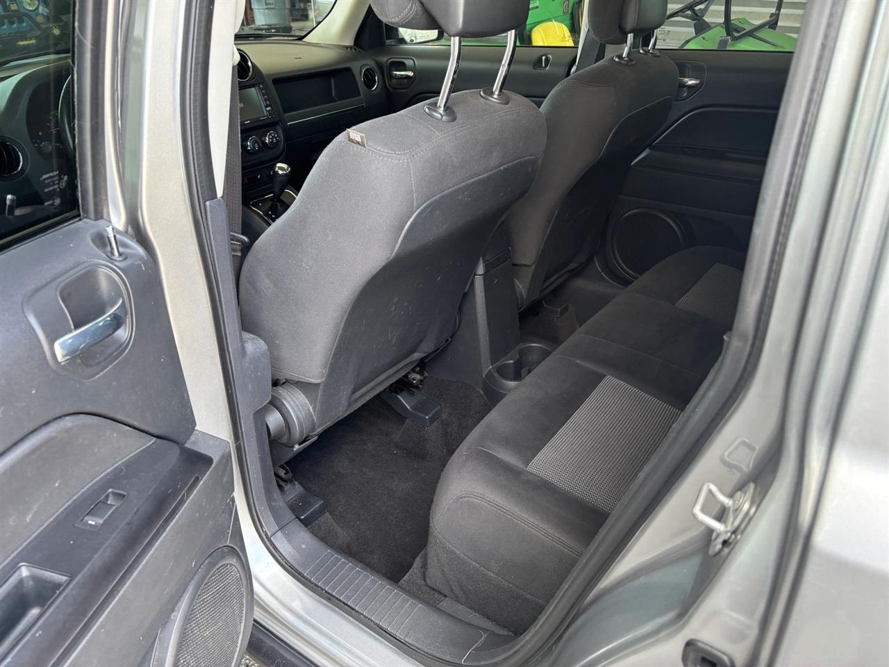 Jeep Patriot Latitude 2WD 2015