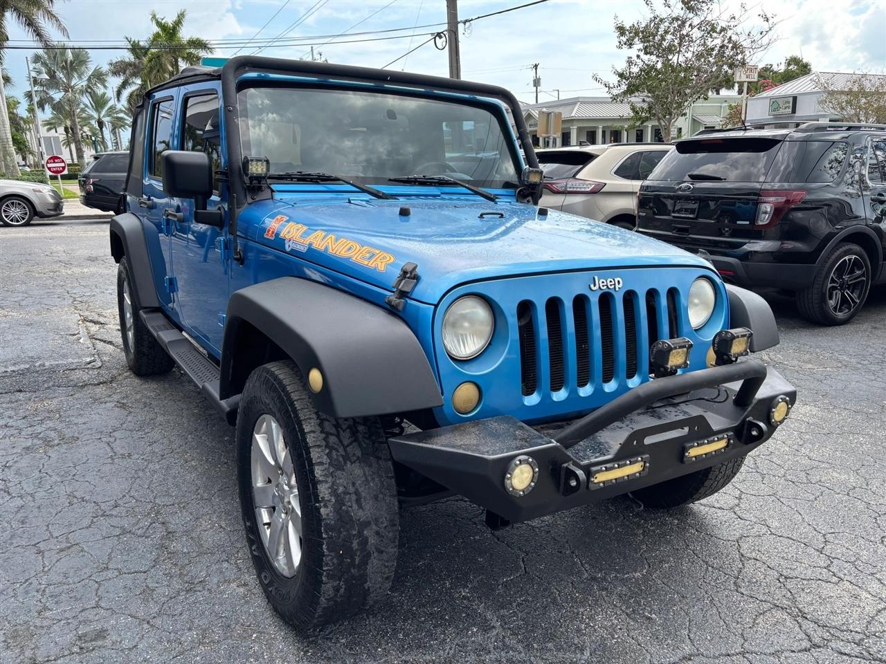 Jeep Wrangler Unlimited Sport 4WD 2010