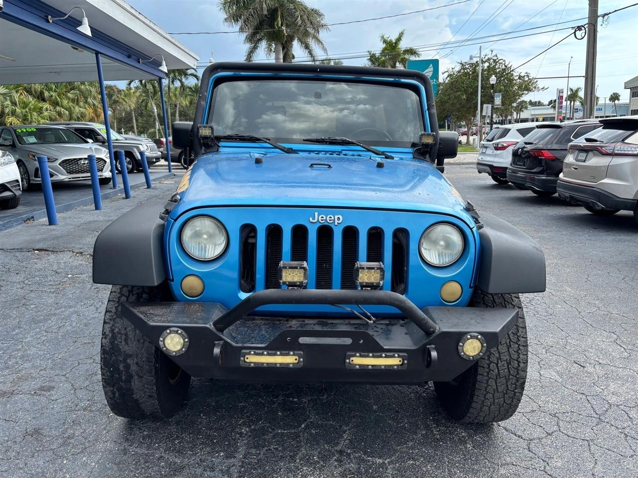 Jeep Wrangler Unlimited Sport 4WD 2010