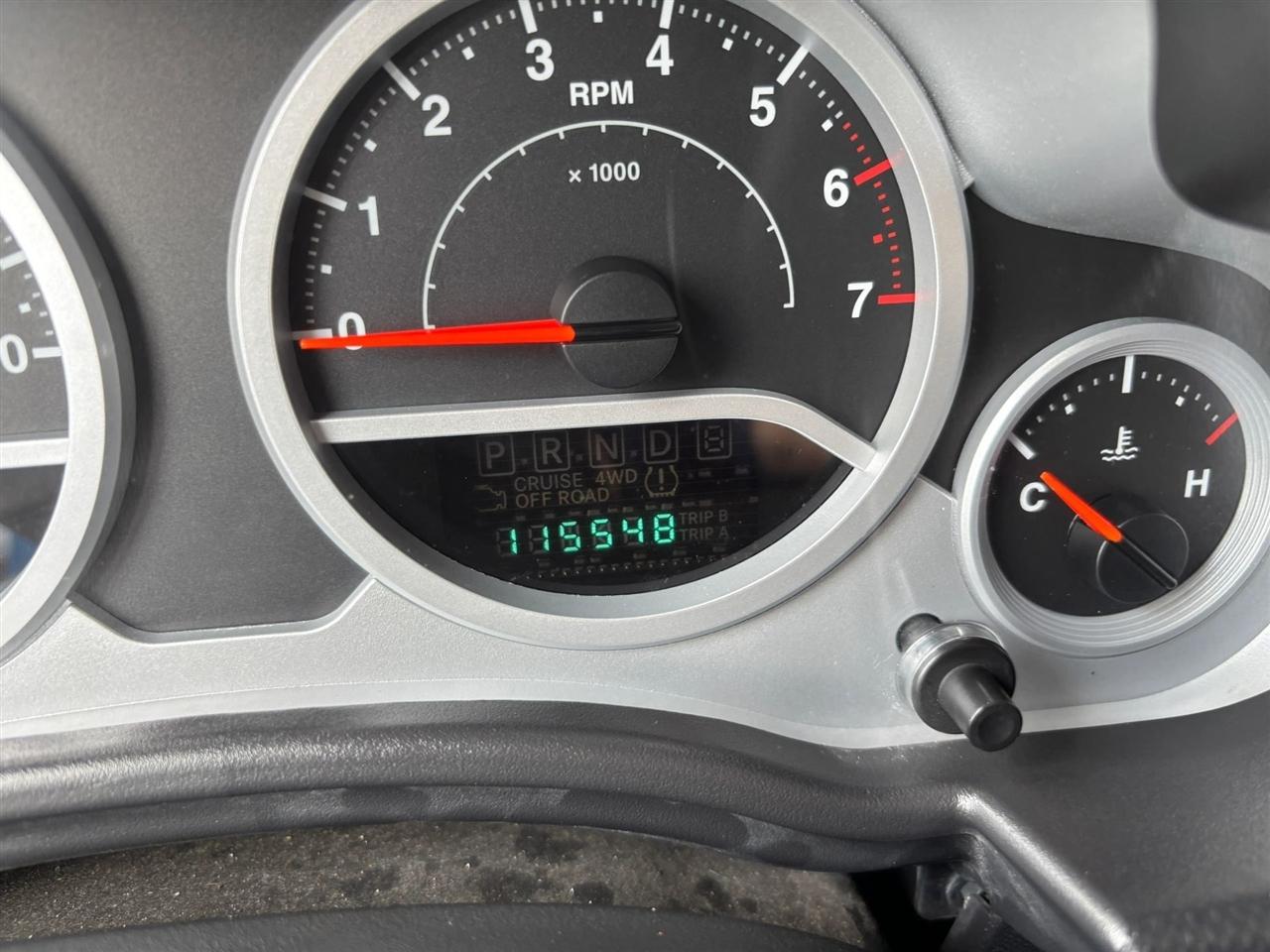 Jeep Wrangler Unlimited Sport 4WD 2010