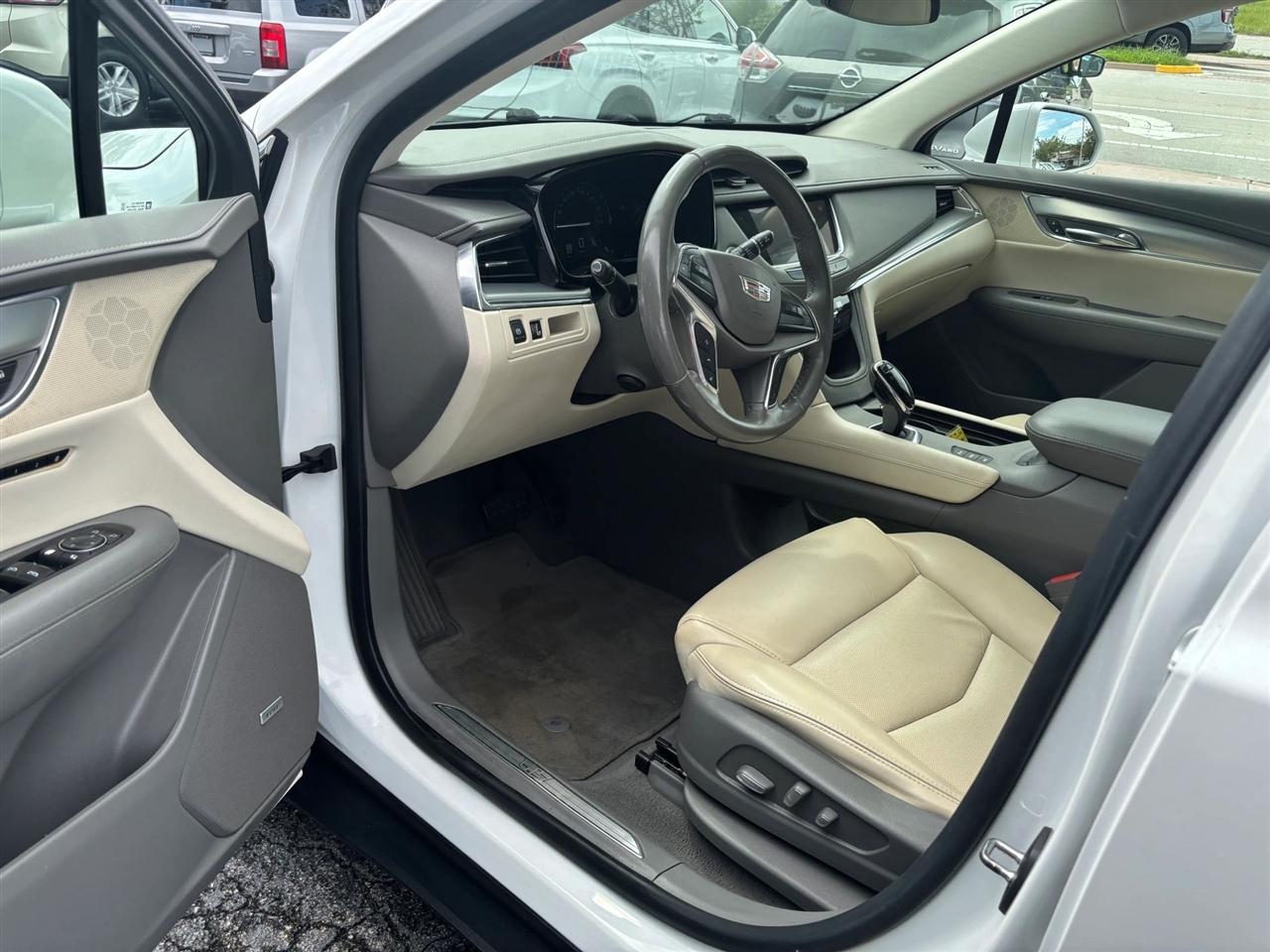 Cadillac XT5 Luxury AWD 2019