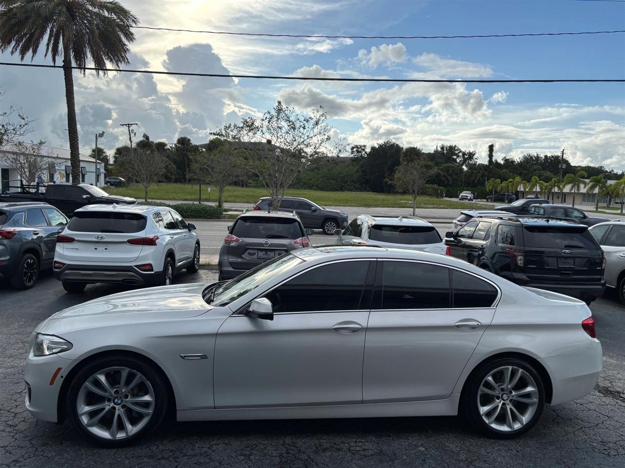 BMW 5-Series 535i xDrive 2014