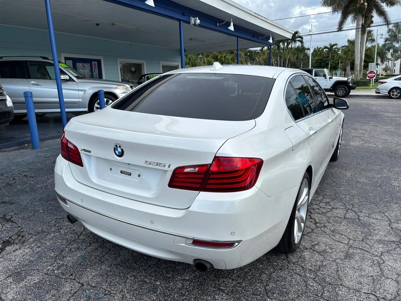 BMW 5-Series 535i xDrive 2014
